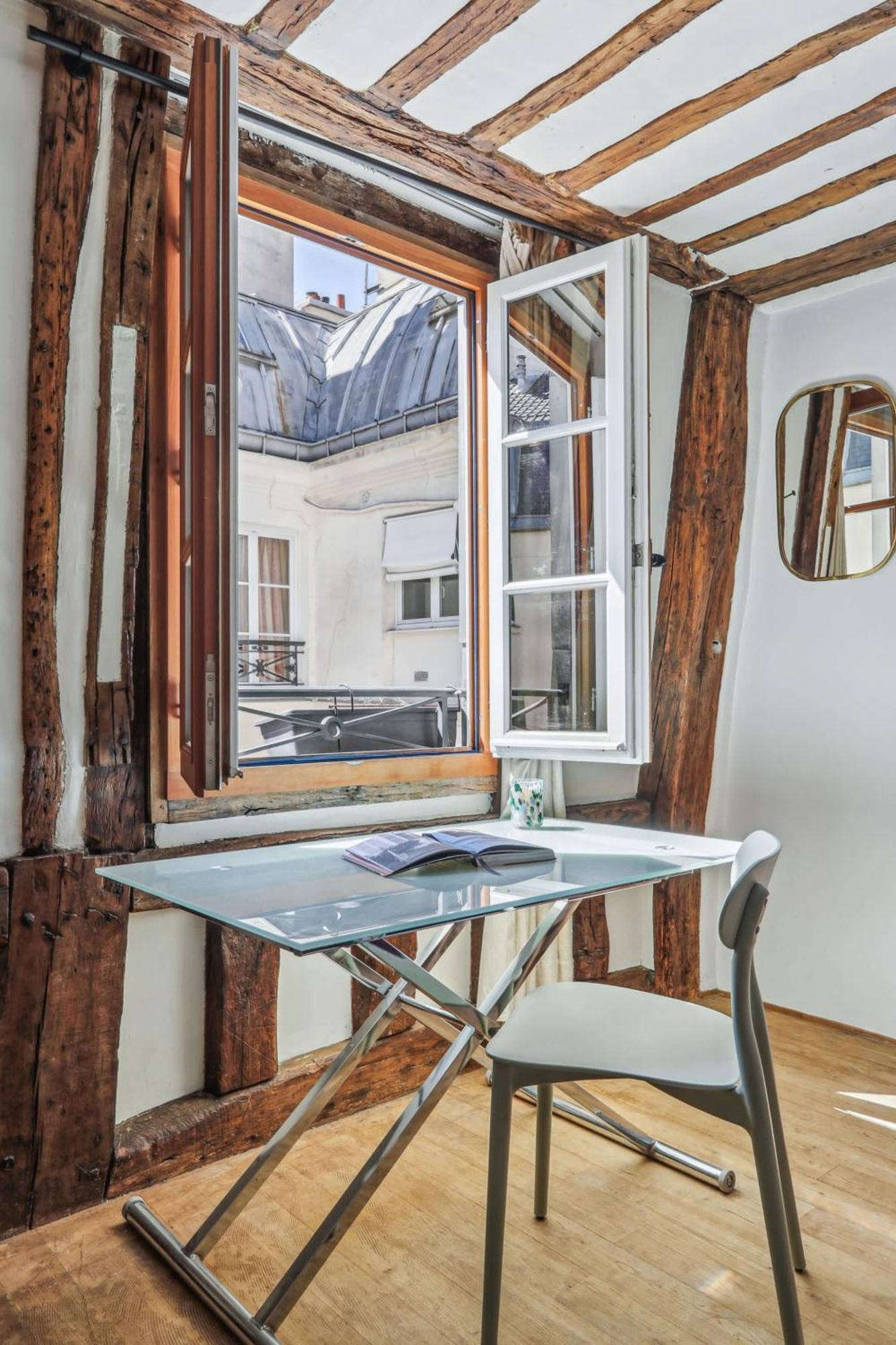 Serenty - Chic 1br Steps From The Louvre & Palais Royal & Opera Apartment *